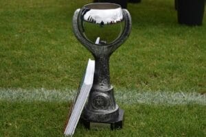 Delftse Dribbels: DHL wint Stad Delft Bokaal