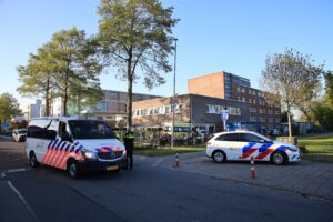 Twee gewonden bij steekpartij in asielhotel Kleveringweg, persoon aangehouden